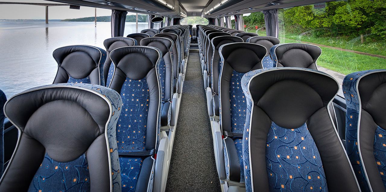 zájezdový autobus SCANIA Irizar i6