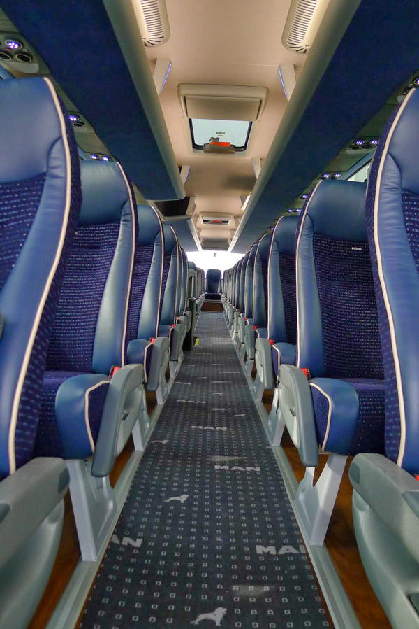 Autobus MAN Lion's Coach L - luxusní sedadla
